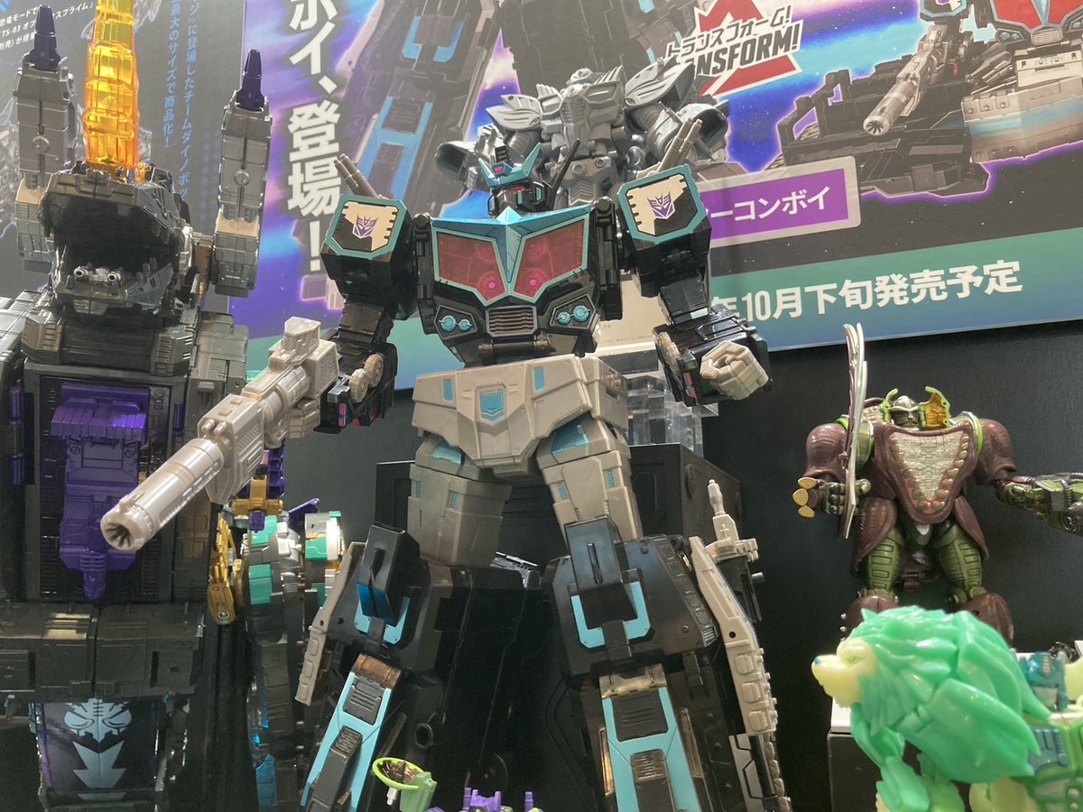 变形金刚 MPG 野兽大战“黑暗设计”Rhinox 抢先看