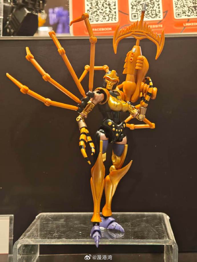 Yolopark 变形金刚 AMK 系列野兽大战威震天和 Blackarachnia 彩色原型
